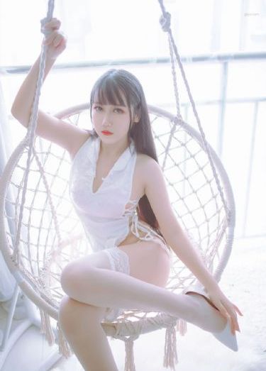 《年轻女教师3_DVD电影免费在线