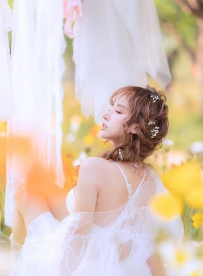 两个男人躁一个女的大片_HD电影在线观看