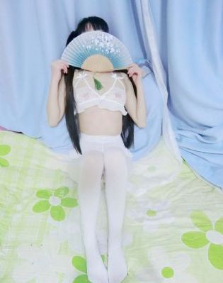 angelina高清全集在线观看_超清高清视频观看