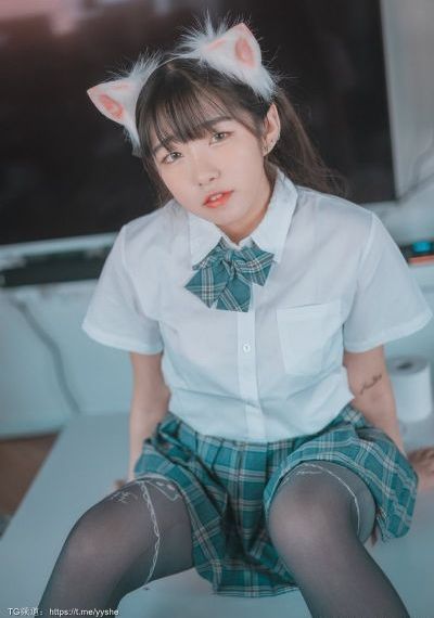 风情艳主女王毛坯房调教_720神马在线观看